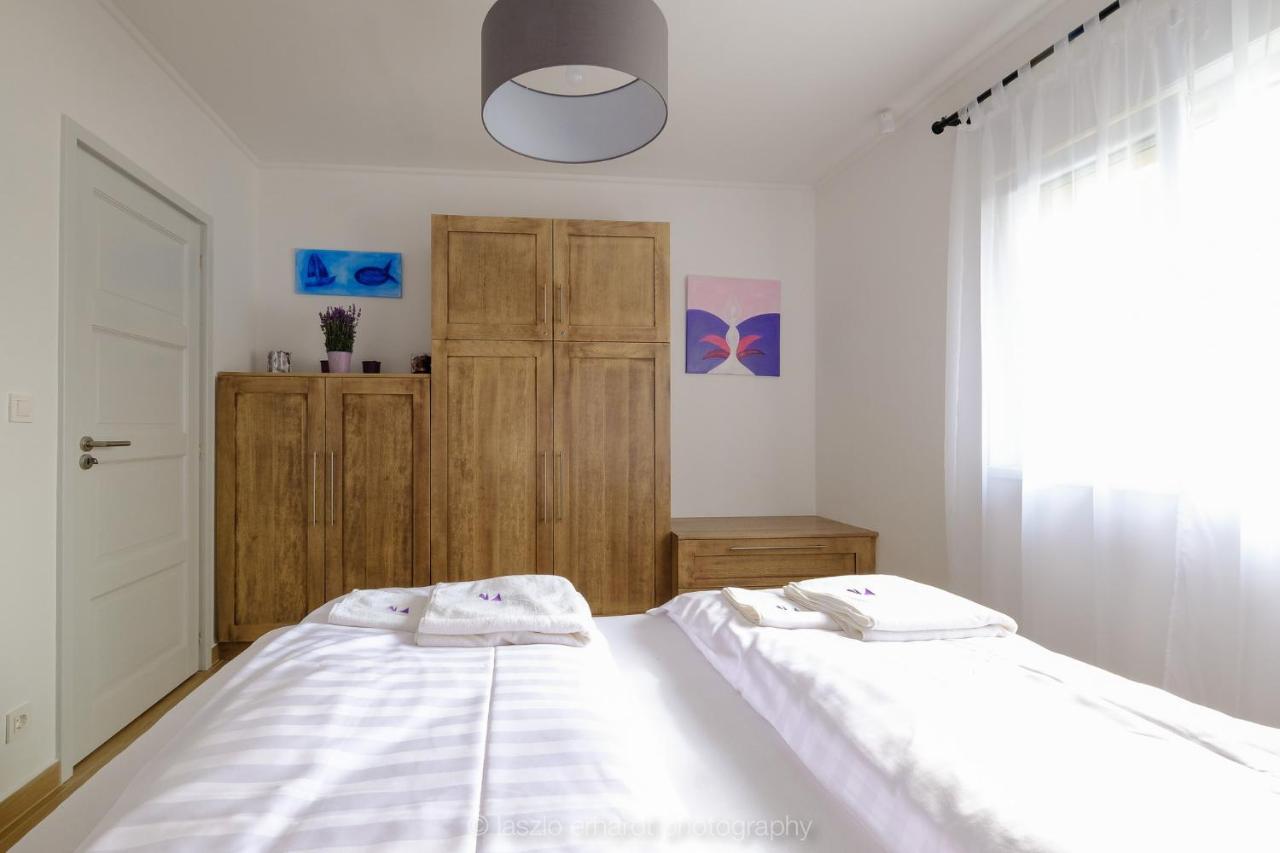 Ciprus Porta Apartmanok Balatonkenese Exterior foto