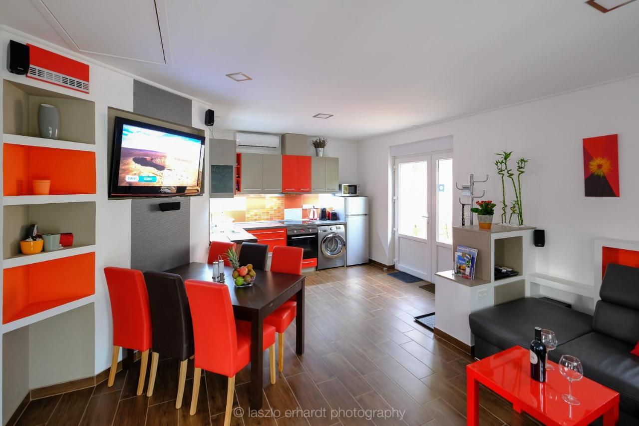 Ciprus Porta Apartmanok Balatonkenese Exterior foto